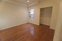 Apt 1