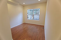 Apt 1