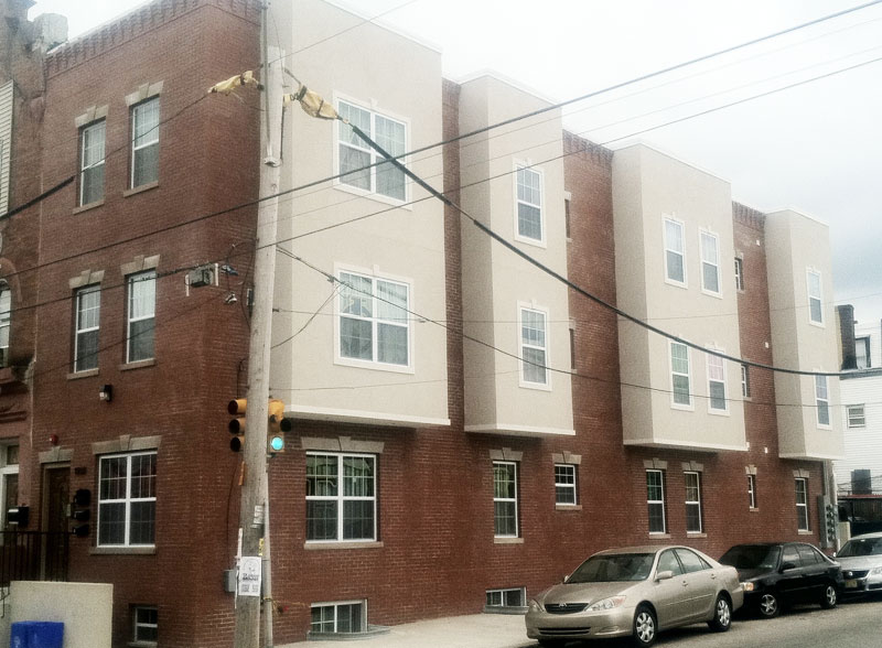 1858 N 16th St - exterior